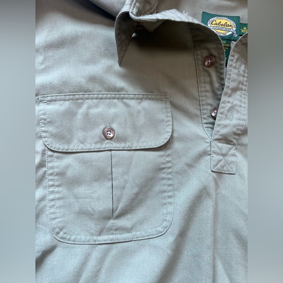 Cabela's Safari Series Men's Shirt Sz M Khaki Beige Short Sleeve Pockets - Picture 3 of 11